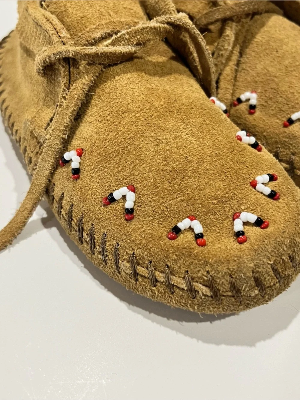 Vintage Minnetonka Leather Moccasins Small Kids Size 9 Shoes